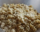 Foto del paso 4 de la receta: Ensalada tibia de espirales con arvejas y más