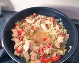 Une image de l'étape 4 de Poêlée poulet, riz et petit pois.