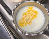 A picture of step 1 of Bread custard cream.