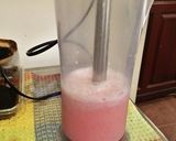 รูปขั้นตอนการทำที่ 2 ของ Strawberry Smoothie