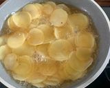 Foto langkah ke 4 dari resep Soto Ayam Kuah Santan Susu.