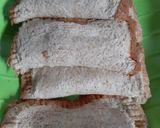 Foto langkah ke 2 dari resep Roti Bakar Isi Telur Mayones.