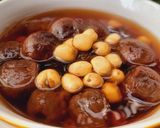 Hình bước làm 3 của món Chè vải khô nấu hạt sen