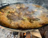 A picture of step 3 of Paella Valenciana.