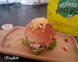 A picture of step 6 of Mayo Salad Burger.
