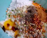 A picture of step 3 of Rice balls with leftover rice.