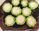 Hình bước làm 1 của món Canh mướp đắng nhồi thịt