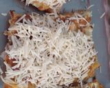 A picture of step 2 of एगग चीज़ सैंडविच-Egg Cheese Sandwich.