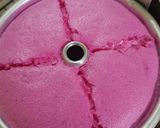Foto langkah ke 7 dari resep Chiffon Buah Naga.