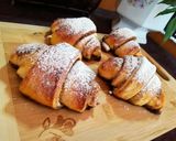 Fahéjas kelt kifli recept fázis 3 fotója