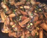 A picture of step 8 of Garlic Mushroom.