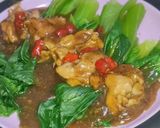 Foto langkah ke 4 dari resep Tumis Pokcoy Ayam Fillet Saus Tiram Cabai Merah.