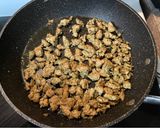 A picture of step 5 of Chicken Sausage Pasta Bolognese.