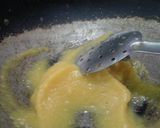 A picture of step 5 of No bake pumpkin cake.