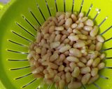 Foto del paso 2 de la receta: Ensalada de alubias de bote con champiñón