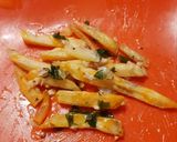 Foto del paso 9 de la receta: Merluza al horno con papas a la provenzal y salsa cheddar