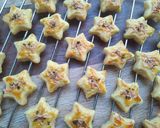Foto langkah ke 4 dari resep Garlic Cheese Cookies.