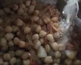 A picture of step 8 of Chole Bhature Tacos.