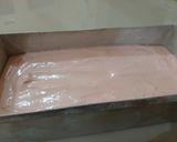 Foto langkah ke 4 dari resep Bolu Strawberry.