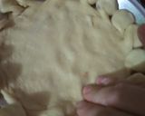 Foto langkah ke 5 dari resep Pizza HUT KW.