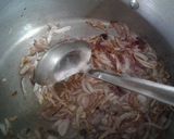 A picture of step 5 of Yakhni pilao.