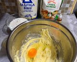 Foto langkah ke 3 dari resep Lemon Crincle Cookies.