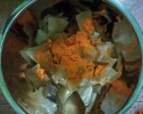 A picture of step 6 of Cheesy Kulit Popiah.