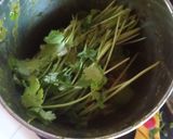 शिमला मिर्च की हरी चटनी(shimlamirch ki hari chutney recipe in hindi) रेसिपी चरण 2 फोटो