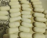 A picture of step 8 of Bengali rasgulla.