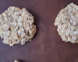 Foto del paso 2 de la receta: Galletas de avena y manzana sin azúcares agregados ni edulcorantes 🍎 veganas