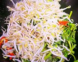 Foto langkah ke 3 dari resep Tumis Kangkung Tauge Klasik dengan Tempe Cube Crunchy.