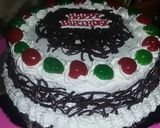 Foto langkah ke 8 dari resep Blackforest potong.