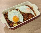 Foto del paso 6 de la receta: Huevos rotos con carne picada "sabor chorizo"