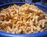 Foto langkah ke 4 dari resep Keripik Keledek/ Ubi Kuning.