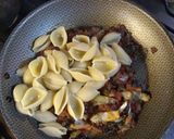 Foto del paso 3 de la receta: Fideos caracoles con salsa de vegetales