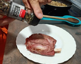 Foto del paso 7 de la receta: Codillo asado con trigueros y setas