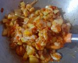 Foto langkah ke 3 dari resep Sambal Goreng Udang Kentang.