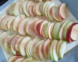 Gambar langkah 3 resipi Apple Honey Tart.