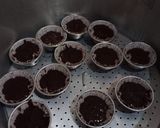 Foto langkah ke 4 dari resep Bolu Kukus Coklat Simple No Mixer.