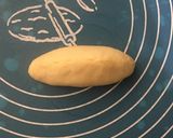 Foto langkah ke 7 dari resep Cocktail Bun ~ Almond and Coconut Filling.