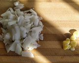 Foto del paso 2 de la receta: Salsa de pimientos de piquillo
