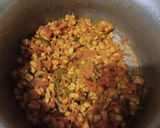 A picture of step 1 of Chicken Arabi bun.