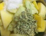 A picture of step 4 of Raw mango mint chutney.