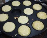 Foto langkah ke 5 dari resep Kue khamir kelapa.
