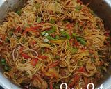 A picture of step 5 of Hongkong Noodles Chicken.