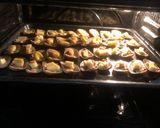 Foto del paso 2 de la receta: Machas a la parmesana con merkén y eneldo