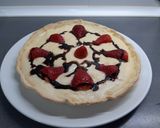 Foto del paso 6 de la receta: Tarta de crema pastelera con fresas