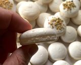 Foto del passaggio 6 della ricetta Macarons con Meringa Francese