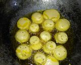 A picture of step 2 of Pakoda kadhi.