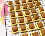 Foto langkah ke 6 dari resep 388. Cadbury Cheese Cookies.
